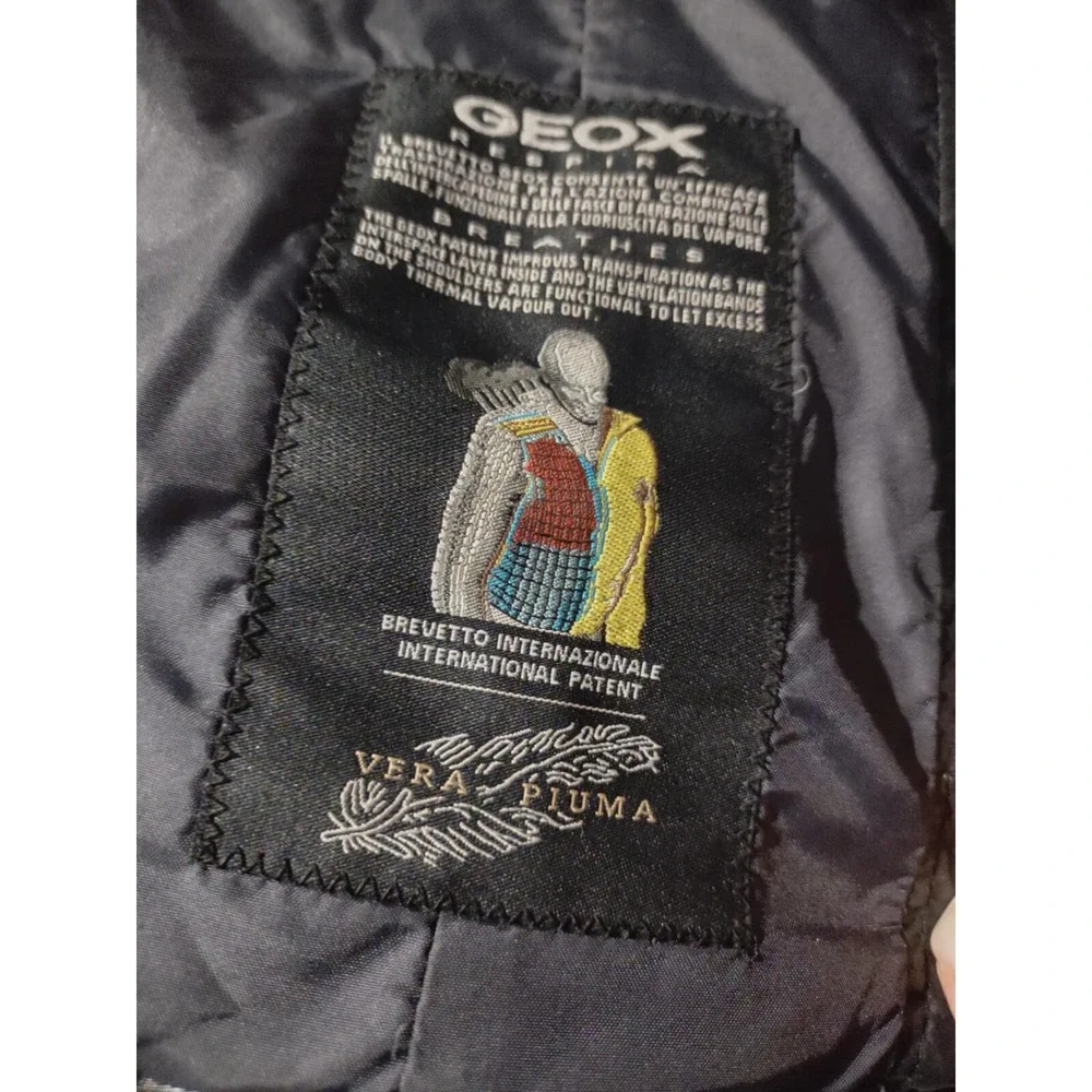 GEOX Respira Vest Womens‎ 8 Full Zip Black with furry hood.  H24